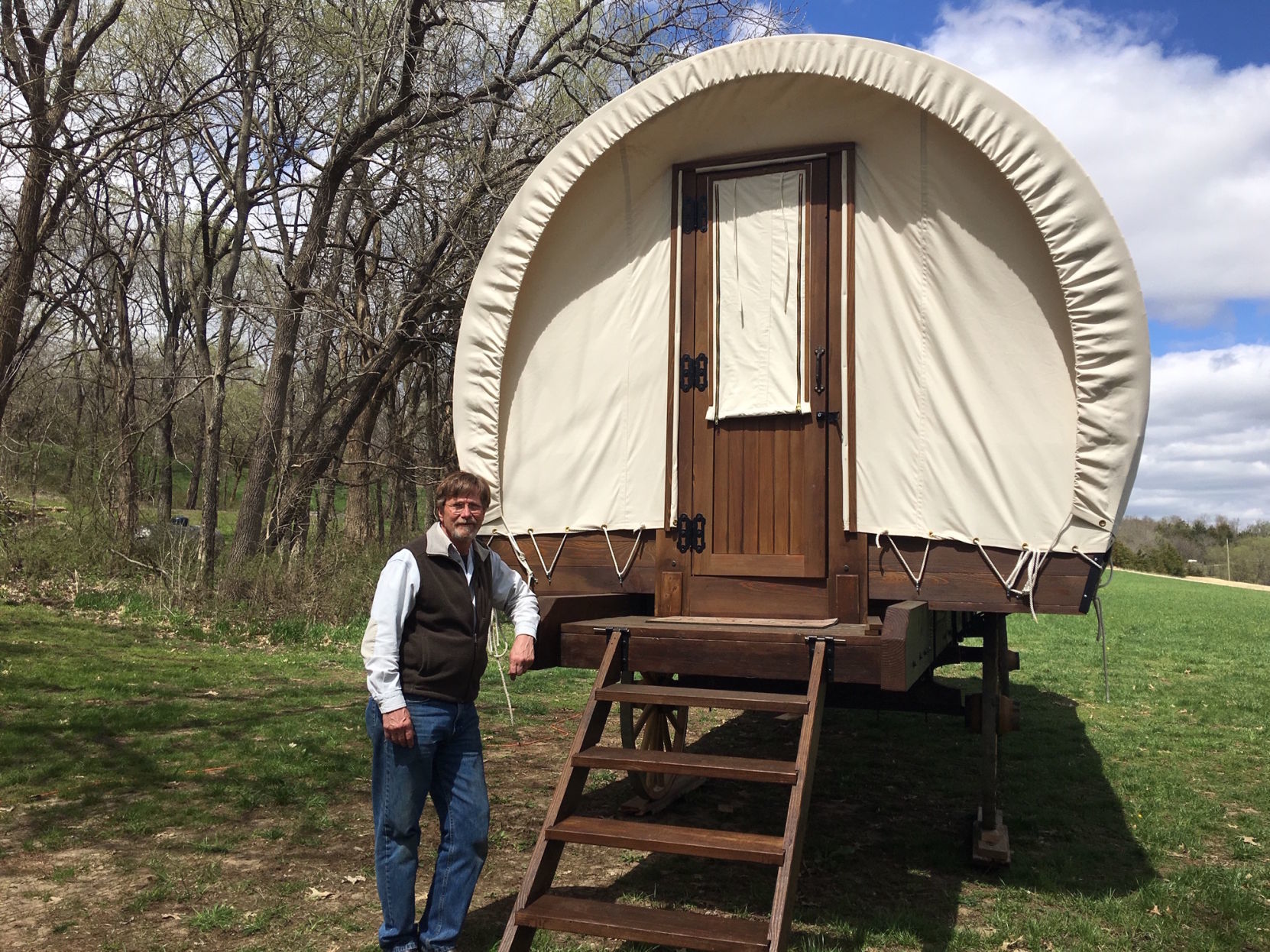 Covered Wagons Glamping